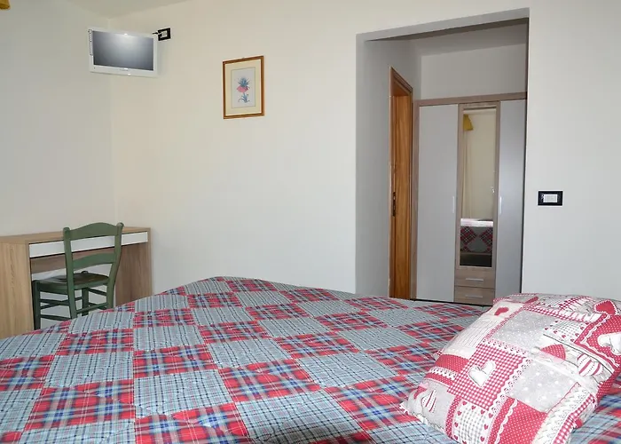Alpino Hotel