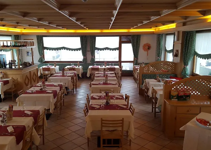 Alpino Hotel