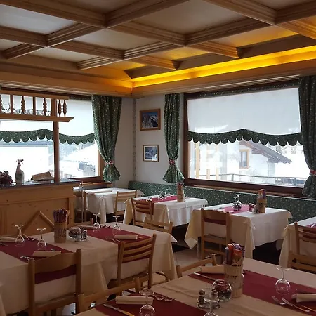 Alpino Hotel 2*