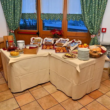 Alpino Hotel 2*
