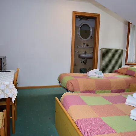 Alpino Hotel
